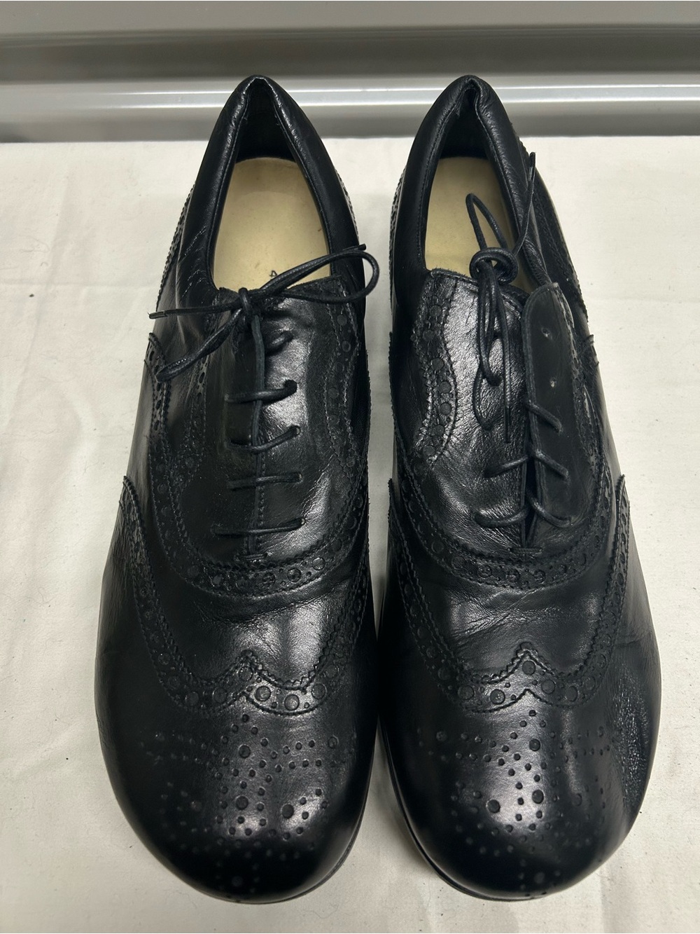 Men's Black Leather Wingtip Oxford Shoes